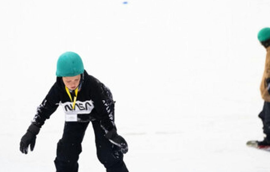 Indoor snowboard in Snowvalley